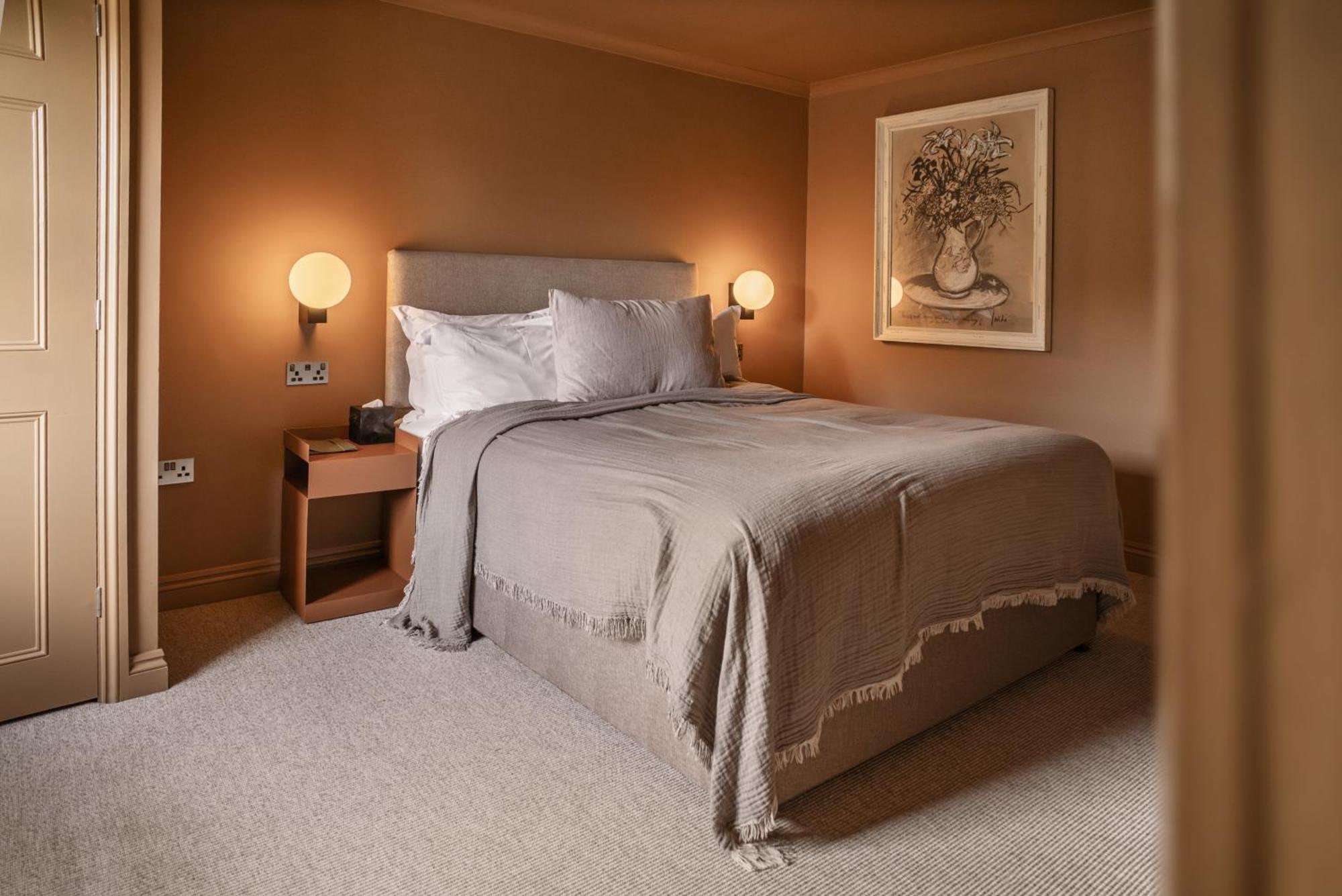 Leighton House - Boutique Guesthouse Bath Kültér fotó A bedroom